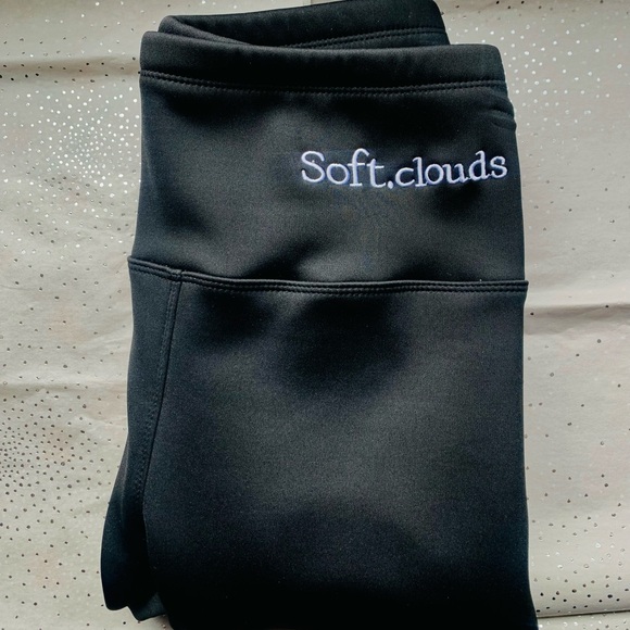 Soft Cloud leggings - Picture 1 of 4